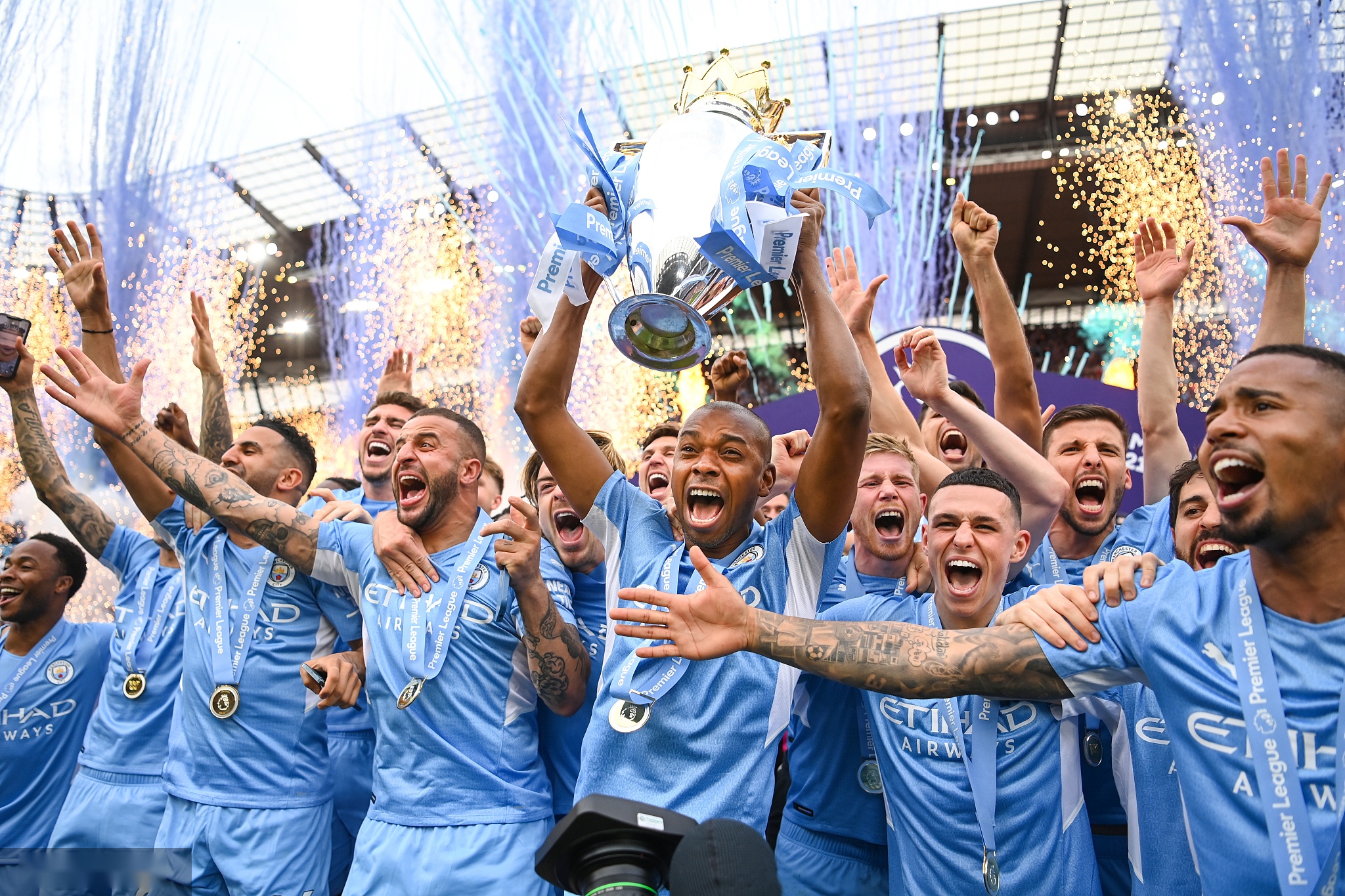 应听从机上 应听从机上