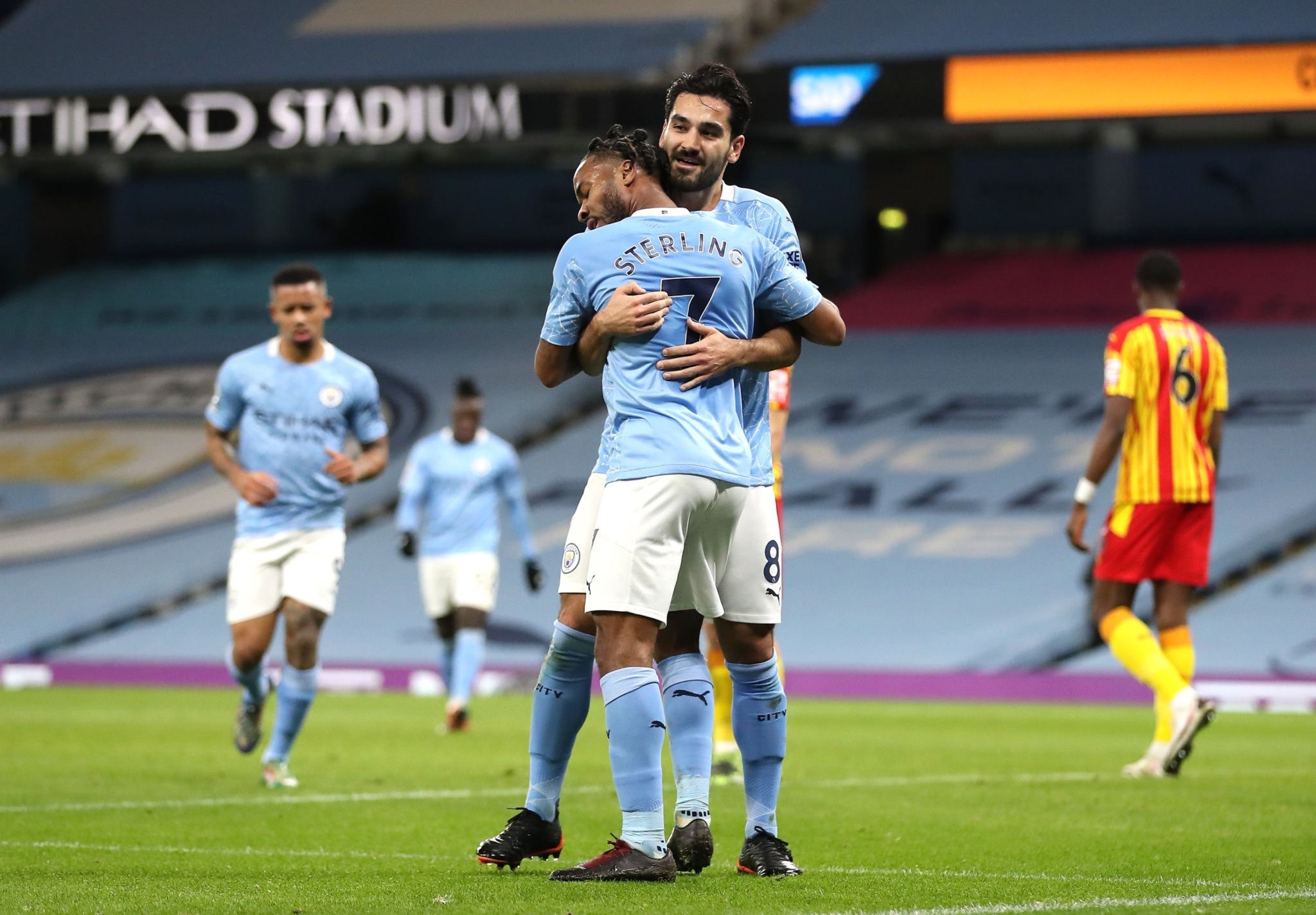 两者在促进 两者在促进